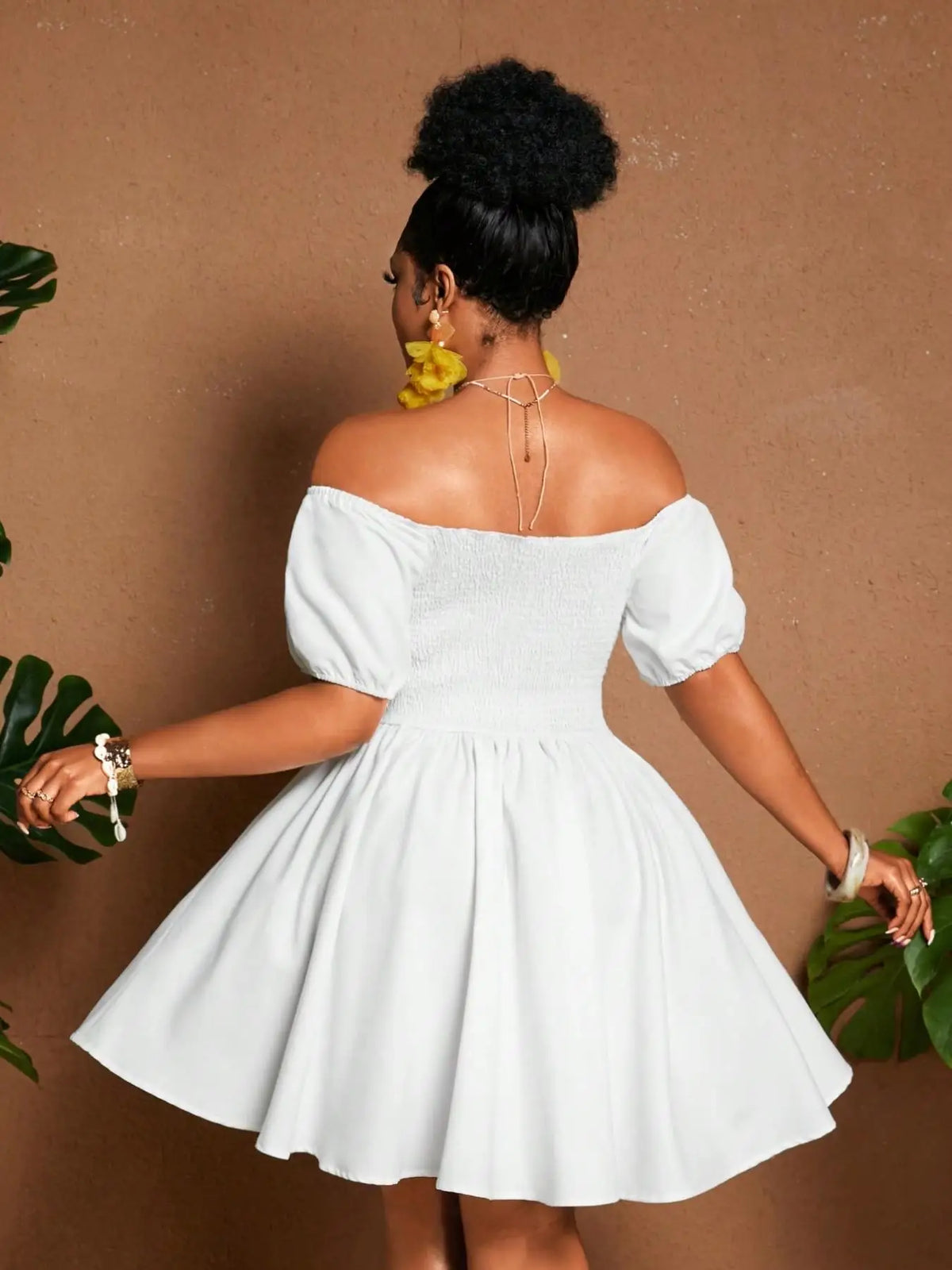 Plus Size Women One-Shoulder Waist-Tie Bubble Sleeve Dress, Summer Vacation Style, Casual Short Dress, Plain Pattern